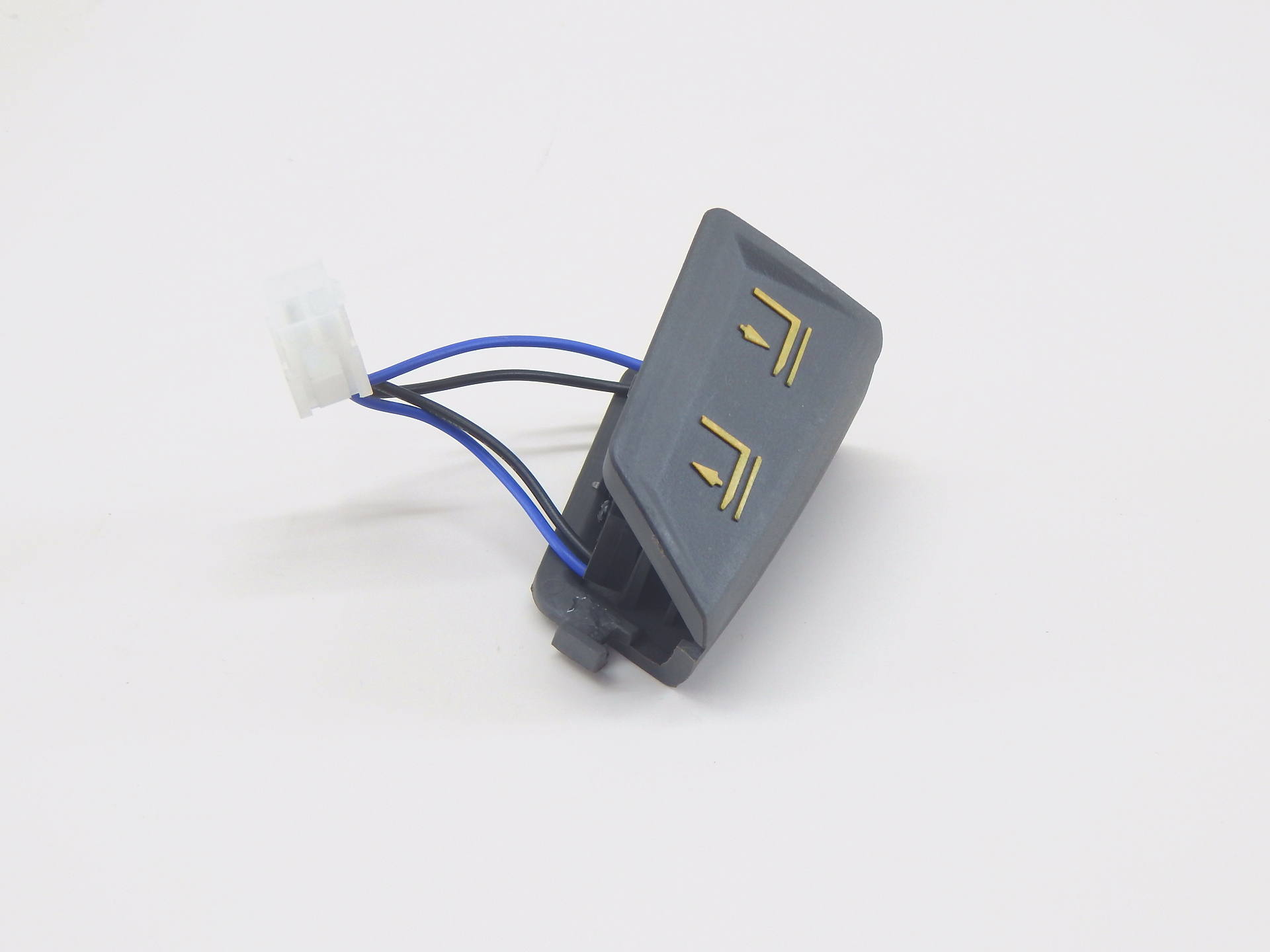 1.9 Кнопка подъёма\опускания правая для тележки CBDW-E (RH switch assy RYTN2)